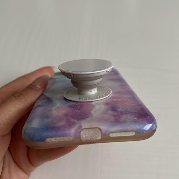 iPhone XR Case - Holographic Marble Case with Iridescent PopSocket - Picture 11 of 11